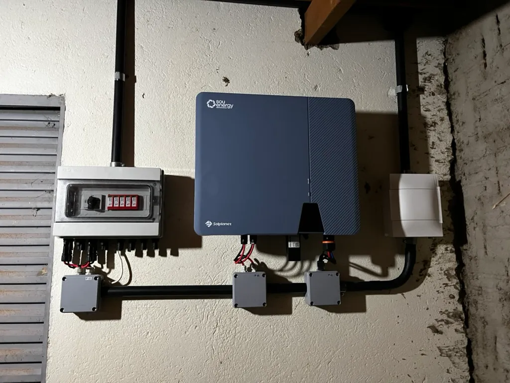 Inversor instalado na usina rural de Lajes-RN